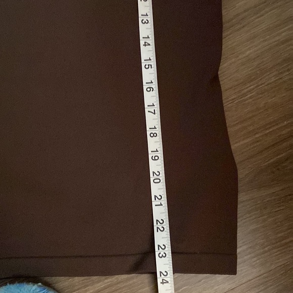 🥭 (4 for $15) Brown top unknown - Picture 4 of 5